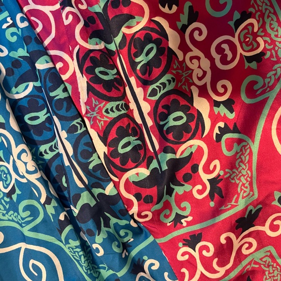 Anthropologie Paisley Silky PJ Set size XS Small
top is XS, bottoms are Small - Picture 10 of 12